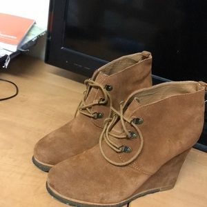 Steve Madden suede wedges